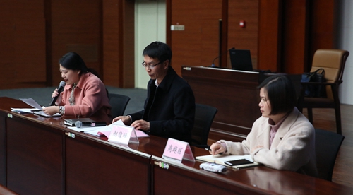 我院顺利召开第一届职工代表暨工会会员代表大会预备会议